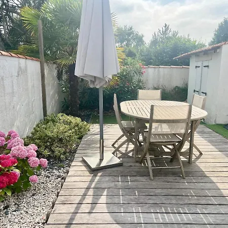 Charmante Maison Fourasine Centre-ville Jardin 4* フラ