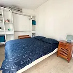 Charmante Maison Fourasine Centre-ville Jardin Guest house