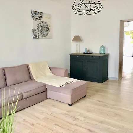 Charmante Maison Fourasine Centre-ville Jardin Holiday home *